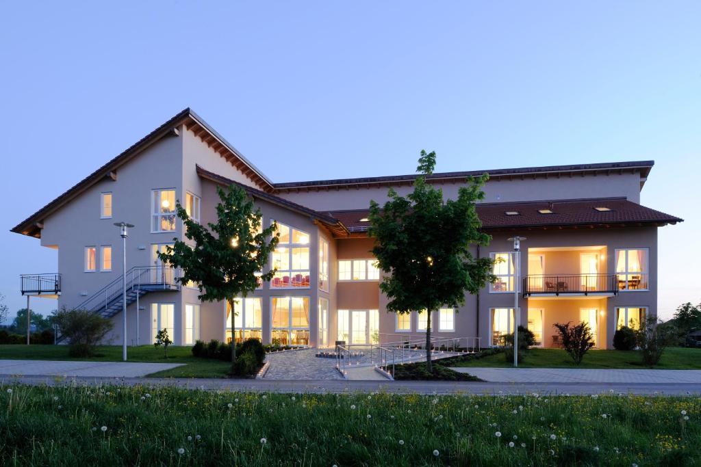 Hotel Inspiration Garni Tittmoning Exterior photo