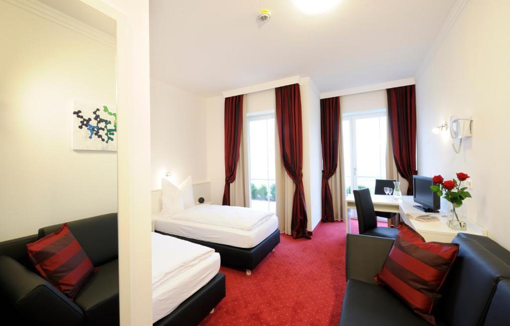 Hotel Inspiration Garni Tittmoning Room photo