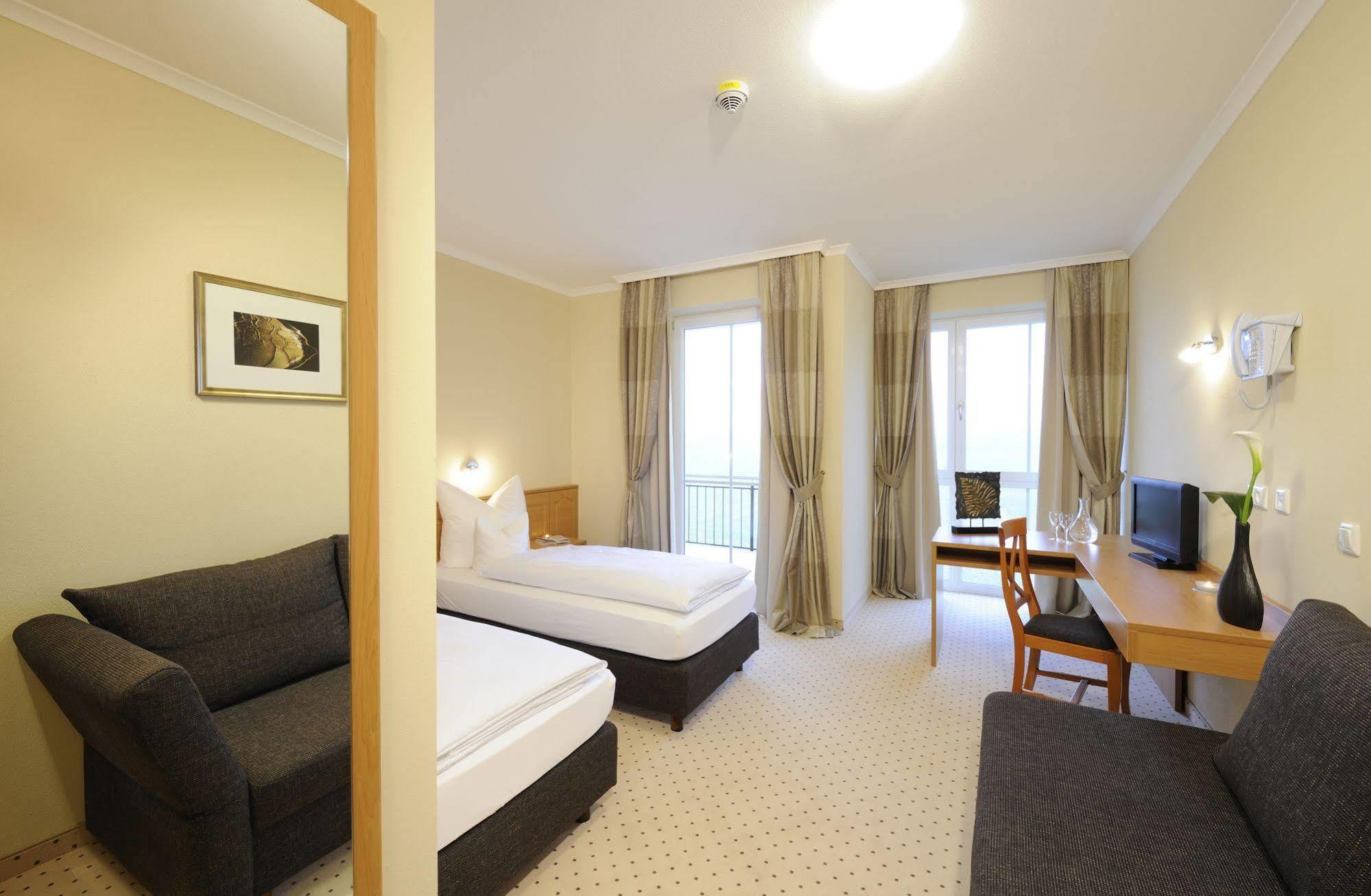 Hotel Inspiration Garni Tittmoning Exterior photo