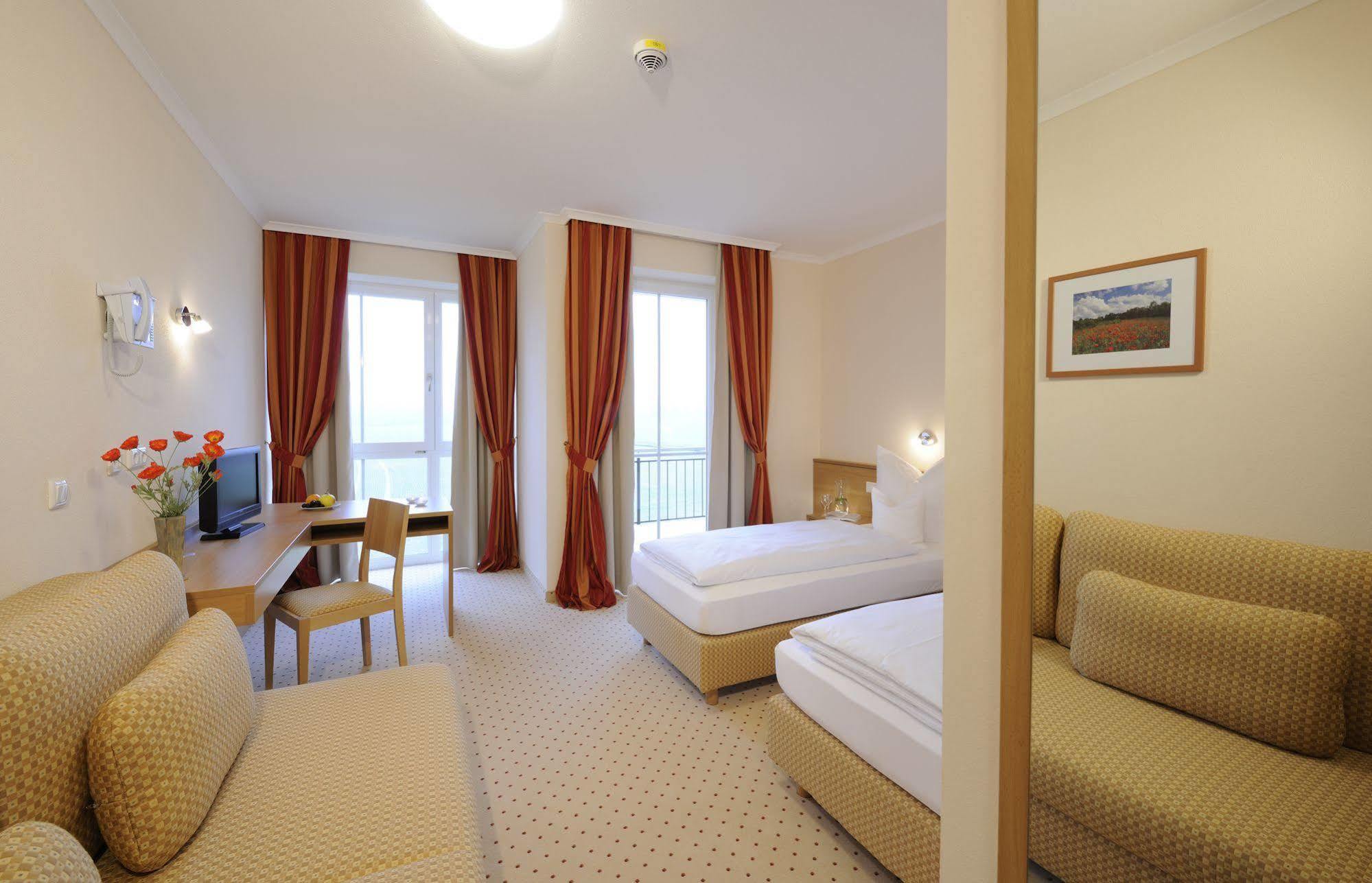Hotel Inspiration Garni Tittmoning Exterior photo
